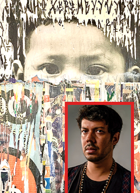 #PraTodosVerem – A imagem mostra, ao fundo, uma obra em um muro, exibindo metade do rosto de uma criança, enquanto a parte de baixo tem diversas colagens coloridas. Sobre a imagem, tem a fotografia de um homem que está de perfil, artista responsável pela pintura.